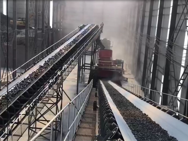 玄武巖碎石子生產線現場